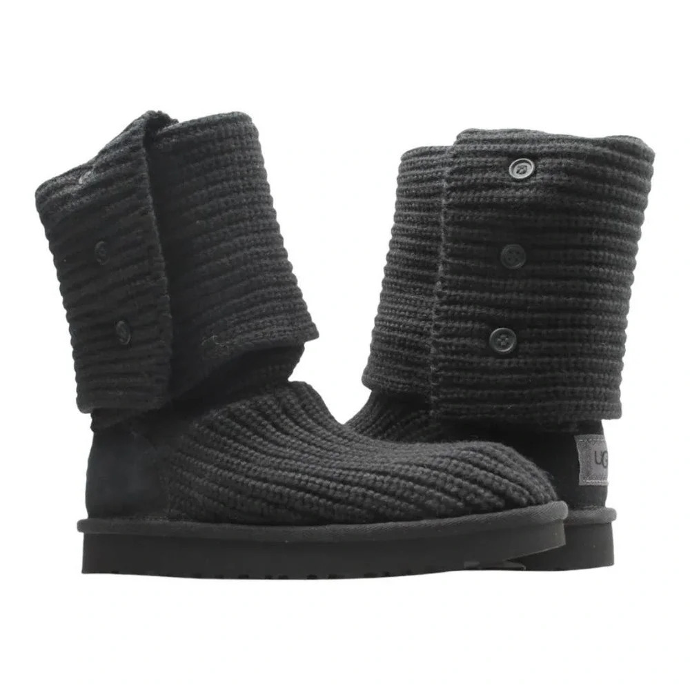 Ugg Classic Cardy II knit Boots, Very Good Pre-loved Condition